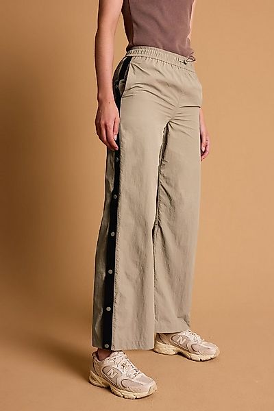 Next Trainingshose Trainingshose mit Druckknopfverschluss, Kurzgröße (1-tlg günstig online kaufen