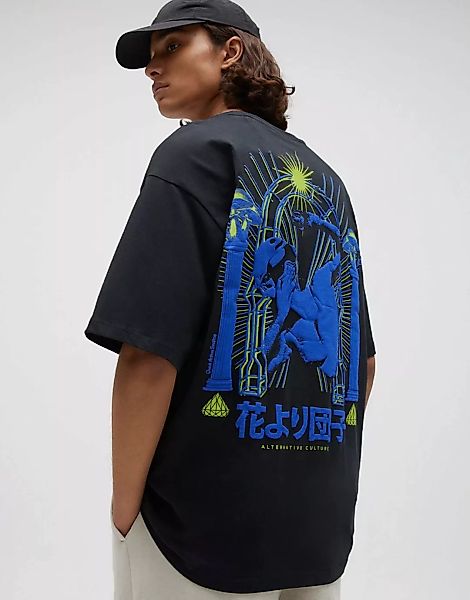 Pull&Bear – T-Shirt in Schwarz mit Rückenprint in Blau und Grün günstig online kaufen
