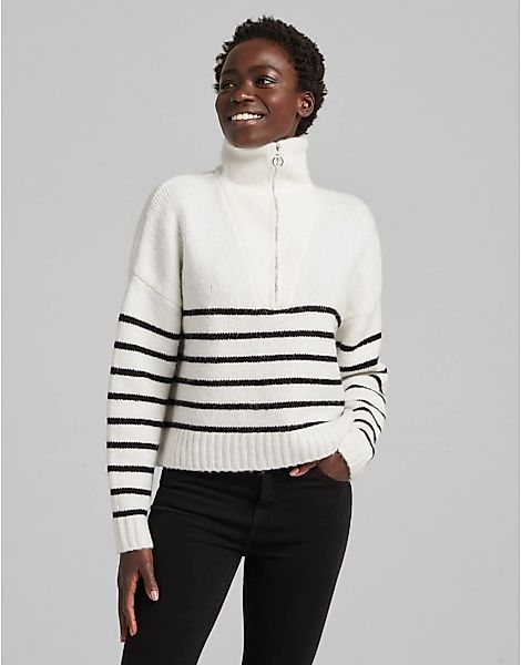 Bershka – Pullover in Ecru mit Streifen und Zopfmuster-Weiß günstig online kaufen