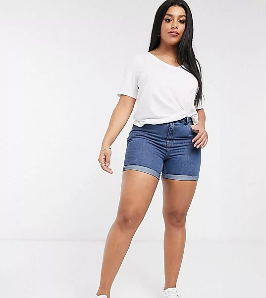 Vero Moda Curve – Denim-Mom-Shorts in Mittelblau günstig online kaufen