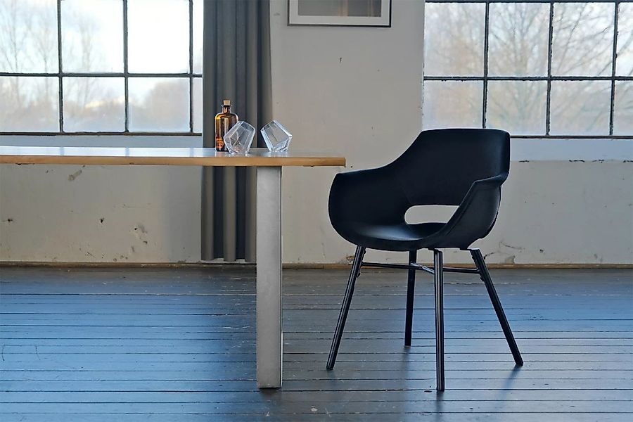 KAWOLA Essgruppe mit Esstisch Baumkante und Stühle ZAJA Velvet schwarz günstig online kaufen