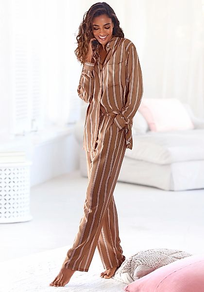 LASCANA Pyjama 2-teilig, 2 tlg. im klassischen Stil günstig online kaufen