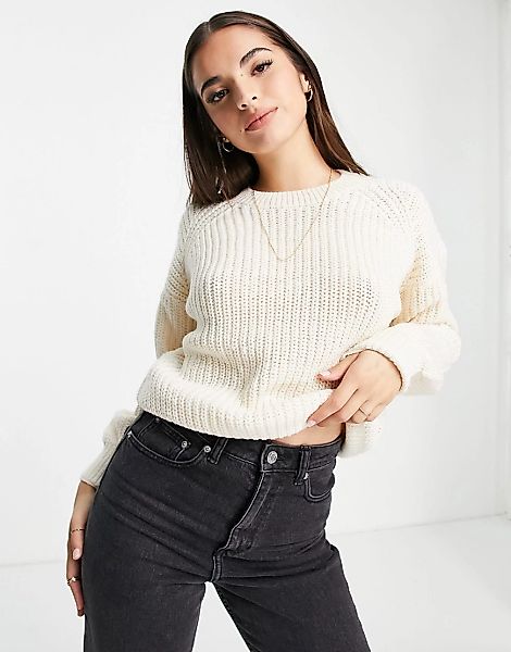 New Look – Gerippter Pullover in gebrochenem Weiß mit Rundhalsausschnitt günstig online kaufen