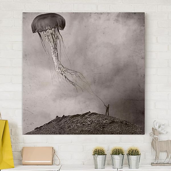 Leinwandbild Schwarz-Weiß - Quadrat Fliegende Medusa günstig online kaufen