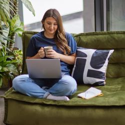 icon Sitzsack Sofa XXL aus Samt günstig online kaufen