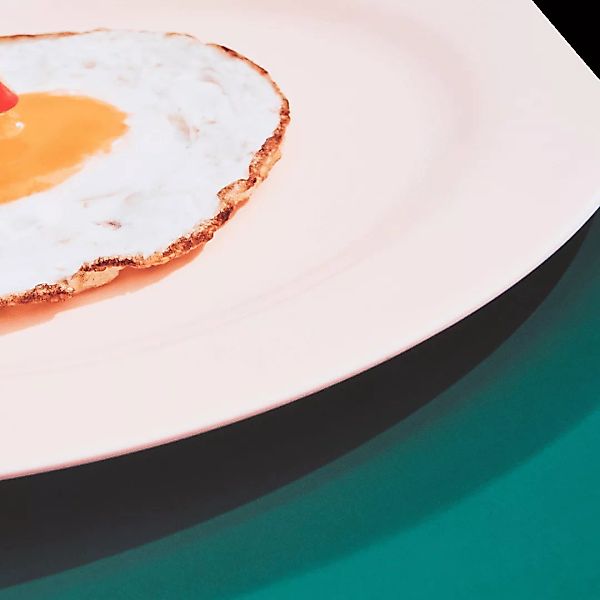 Paper Collective Fried Egg Kunstdruck von Henrik Buelow (50 x 70 cm) - MADE günstig online kaufen