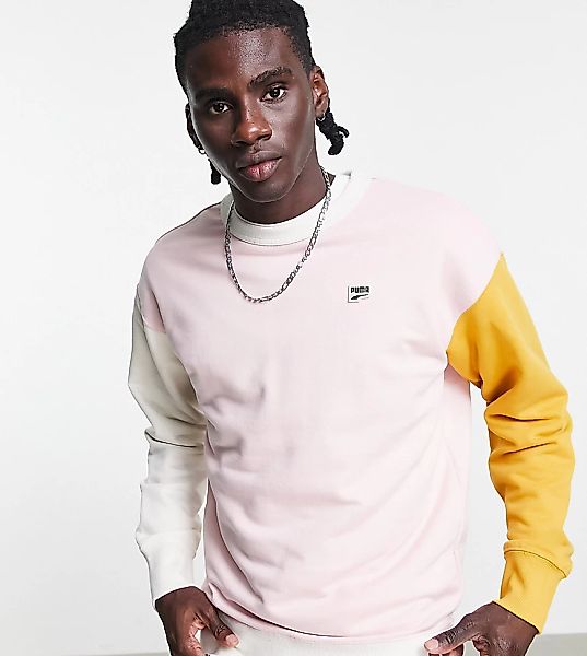 Puma – Downtown – Sweatshirt im rosa Blockfarbendesign, exklusiv bei ASOS günstig online kaufen