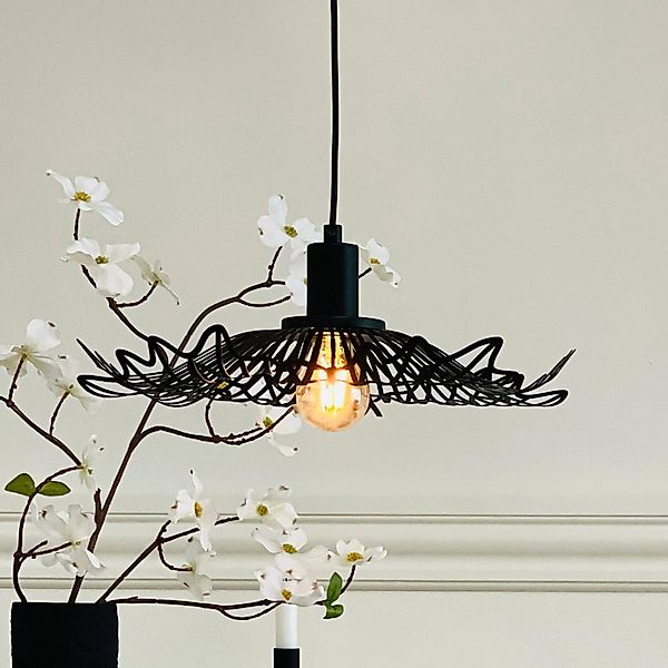 Dyberg Larsen Hängelampe Flora, schwarz matt, Ø 40 cm Metall günstig online kaufen