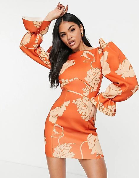 ASOS DESIGN – Minikleid in Orange mit Blumenmuster im Schattendesign und Sc günstig online kaufen