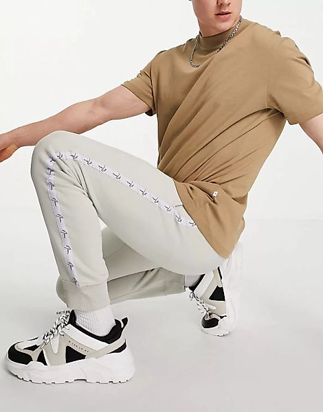 New Look – NLM – Jogginghose mit Zierstreifen in Stein, Kombiteil-Neutral günstig online kaufen