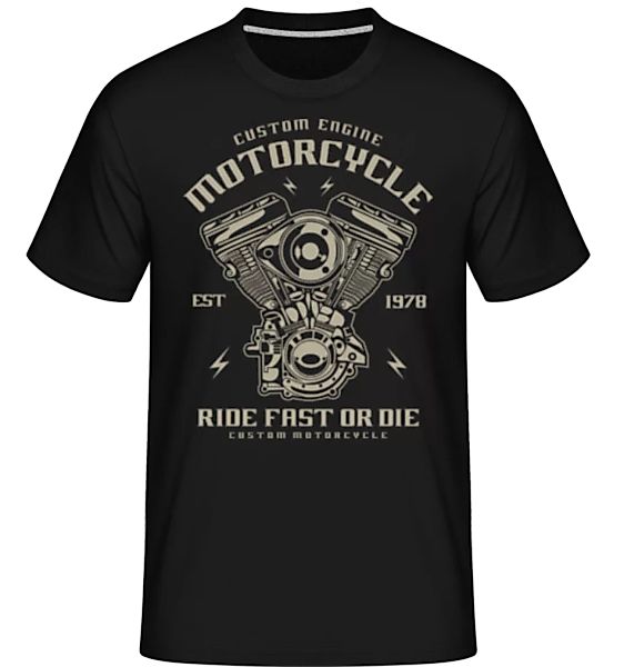 Custom Engine · Shirtinator Männer T-Shirt günstig online kaufen
