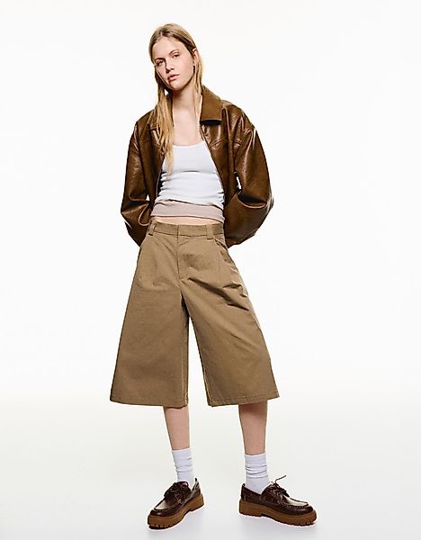 Bershka Weite Bermudas Mit Bundfalten Damen 44 Camel günstig online kaufen