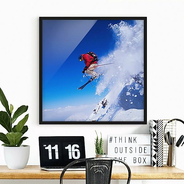 Bild mit Rahmen Portrait - Quadrat Skisprung am Hang günstig online kaufen