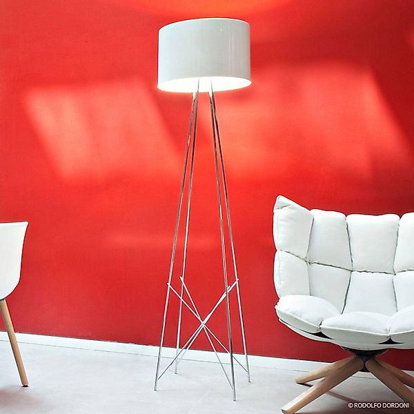 FLOS RAY F2 - Stehleuchte mit weißem Schirm günstig online kaufen