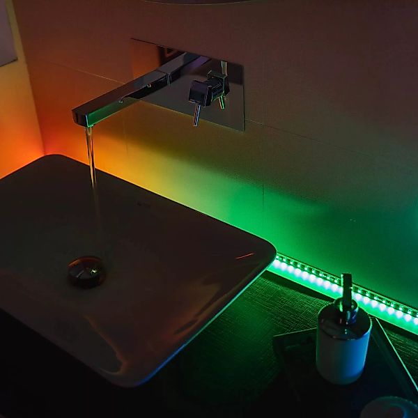 Twinkly Light line LED-Strip RGB 1,5m WIFI Starter günstig online kaufen