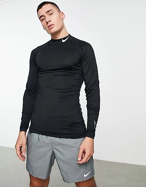 Nike – Pro Training Dri-FIT – Langärmliges Shirt in Schwarz mit hohem Krage günstig online kaufen