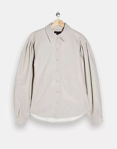 Topshop – IDOL – Hemd aus Kunstleder mit Nahtdetail in Creme-Weiß günstig online kaufen