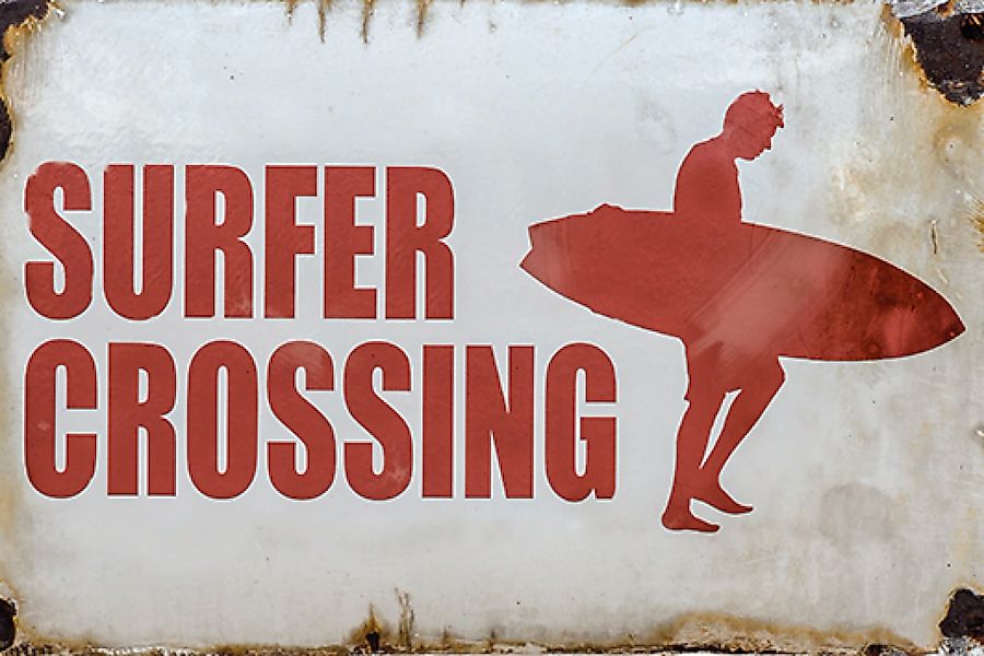 queence Metallbild "SURFER CROSSING", Sprüche & Texte, Blechschilder günstig online kaufen