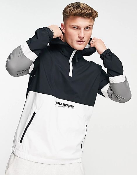 Hollister – Jacke in Schwarz/Weiß/Grau zum Überziehen mit Logo vorne und hi günstig online kaufen