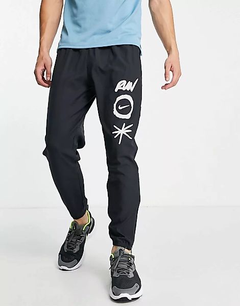 Nike Running – Wild Run Challenger – Shorts aus Webstoff in Dunkelgrau günstig online kaufen