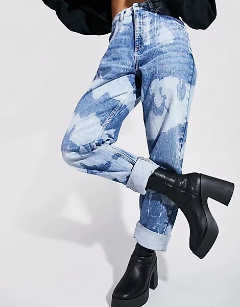 ASOS DESIGN – Lockere Mom-Jeans aus Bio-Baumwollmix in mittlerer Waschung m günstig online kaufen