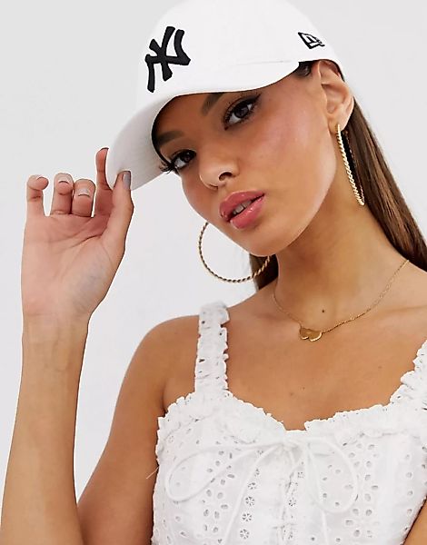 New Era – 9Forty – Kappe mit „NY“-Stickerei in Weiß günstig online kaufen