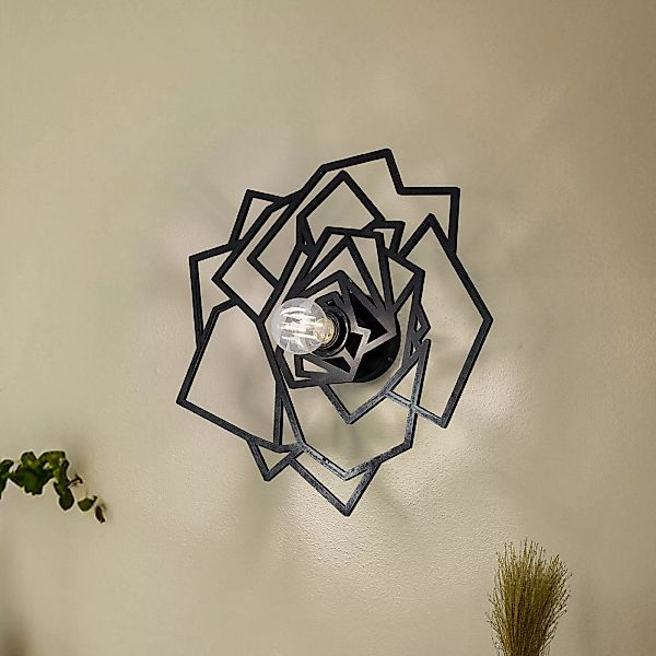 Wandlampe W-042, schwarzes Blütendesign, Lasercut günstig online kaufen