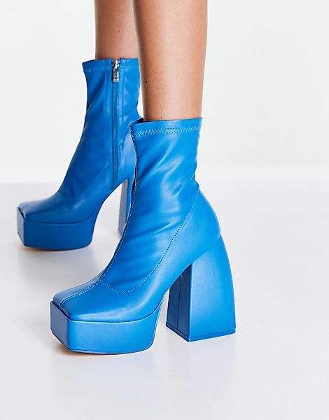 Public Desire – Unique – Socken-Stiefel in Blau mit Plateausohle günstig online kaufen