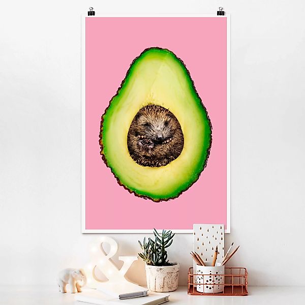 Poster Tiere - Hochformat Avocado mit Igel günstig online kaufen