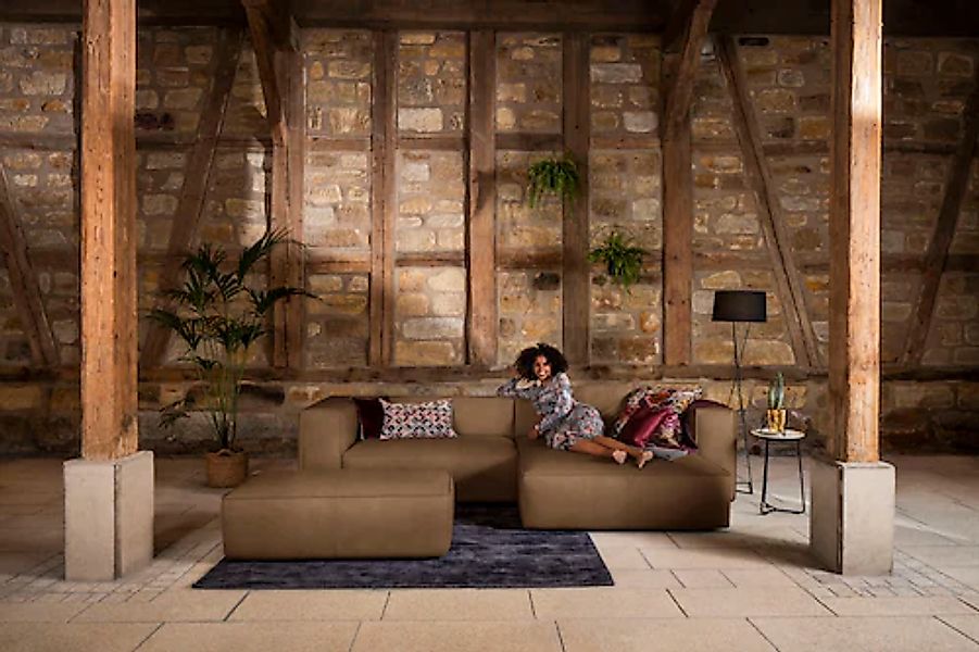 W.SCHILLIG Ecksofa »around-the-block« inklusive Hocker, mit eleganter Biese günstig online kaufen