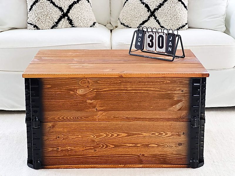 Holztruhe hellbraun mit Deckel und Griffen im Vintage-Look günstig online kaufen