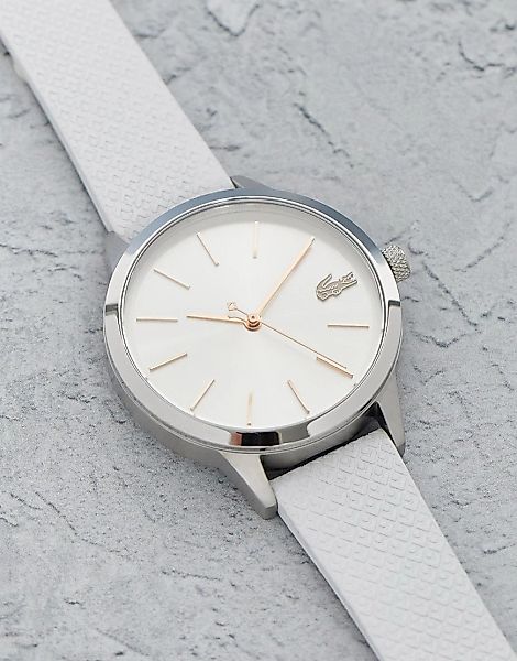 Lacoste – Schlichte Armbanduhr in Weiß und Roségold günstig online kaufen