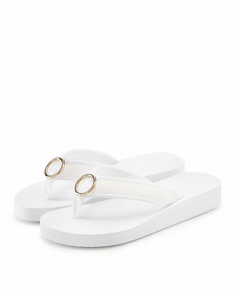 LASCANA "Sandale, Pantolette," Zehentrenner, Badeschuh mit Ringapplikation günstig online kaufen