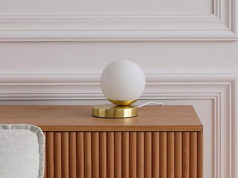 Tischlampe – gebürstetes Messing – L 16 x H 15 cm – Gold und Weiß – SOFIA günstig online kaufen