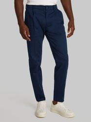 Calvin Klein Bundfaltenhose "SATEEN STRETCH TAPERED PLEAT" in Satin-Optik günstig online kaufen