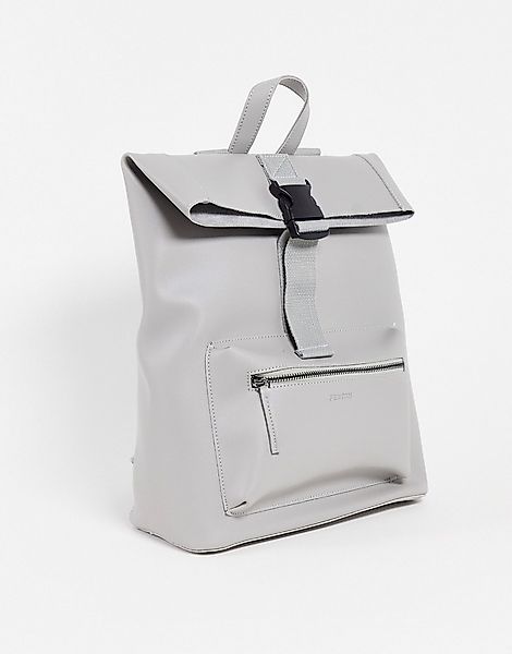 Fenton – Rucksack in Grau zum Zuklappen mit mit Clip-Verschluss günstig online kaufen