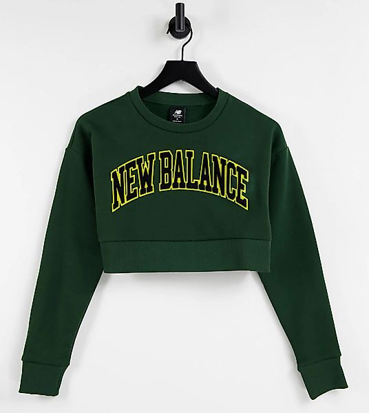 New Balance – Grünes College-Sweatshirt – exklusiv bei ASOS günstig online kaufen