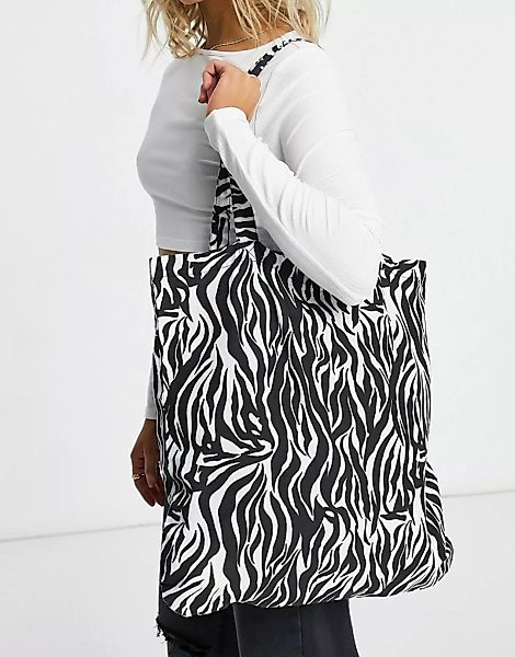 ASOS DESIGN – Shopper-Tasche aus Bio-Baumwolle mit Zebraprint-Mehrfarbig günstig online kaufen