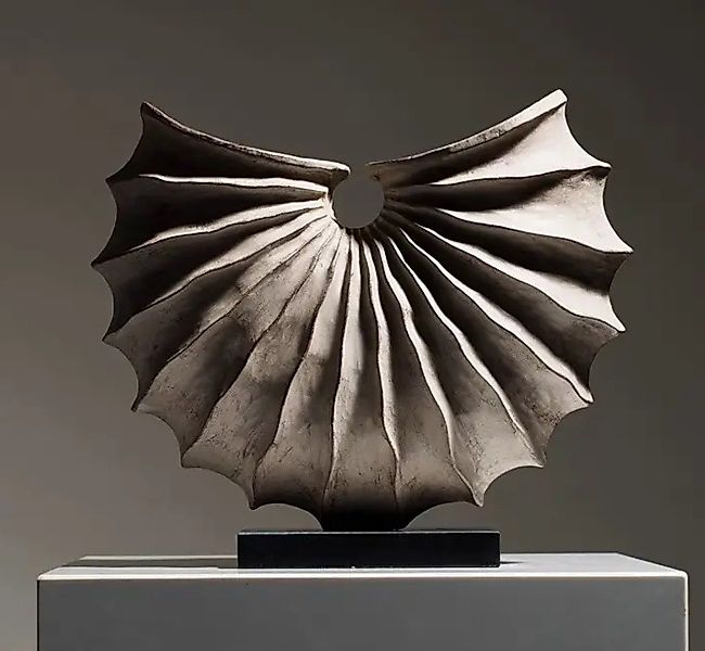 Quality Elegance Dekoobjekt Moderne Geometrische Muschel-Skulptur – aus Res günstig online kaufen