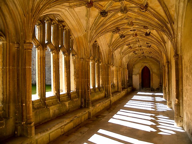 Papermoon Fototapete "Sunlit Abbey" glatt günstig online kaufen