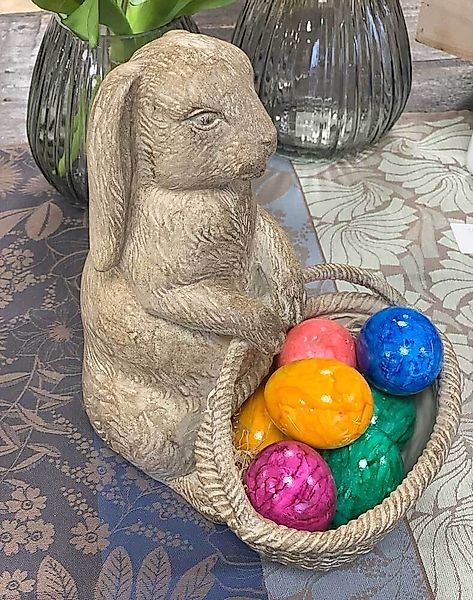 Hase Figur mit Korb 25 cm Groß Deko Tischdeko Ostern Osterhase günstig online kaufen