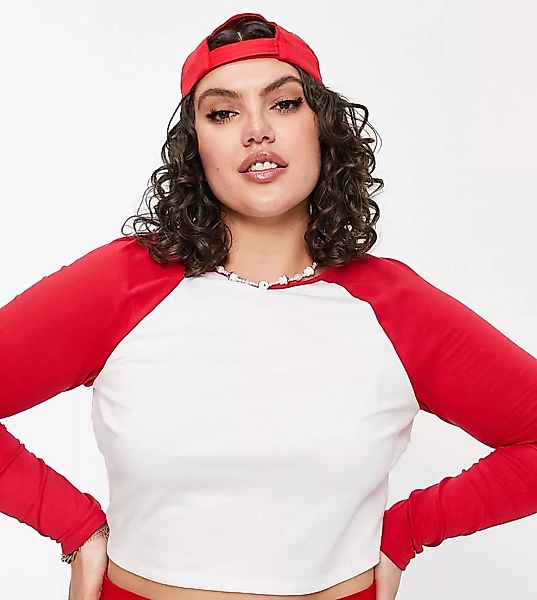 COLLUSION Plus – Exklusives Shirt mit langen Raglanärmeln in Rot und Weiß, günstig online kaufen