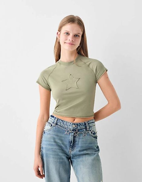 Bershka Shirt Mit Kurzen Ärmeln Und Aufnäher Damen Xs Khaki günstig online kaufen