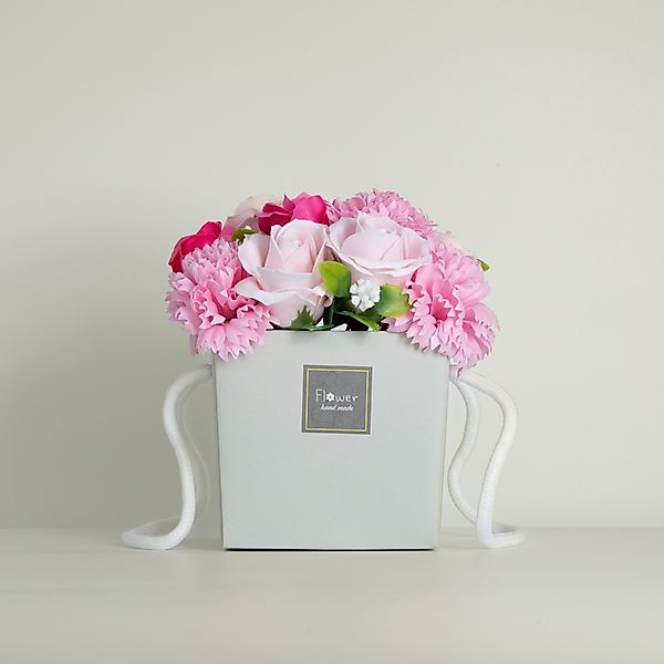 Kunstpflanze Seifenblumenstrauß Rose und Nelke Handgefertigter günstig online kaufen