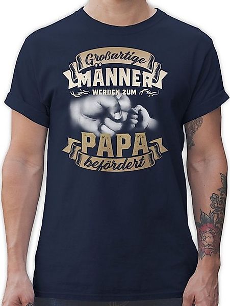 Shirtracer T-Shirt Großartige Männer werden zum Papa befördert - Geschenk G günstig online kaufen