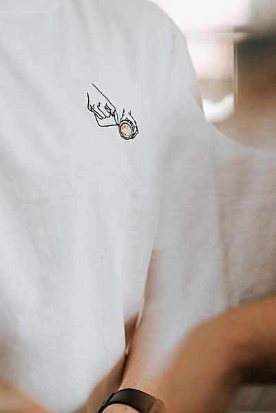 Latte Art | Besticktes Organic Bio Baumwoll T-shirt günstig online kaufen