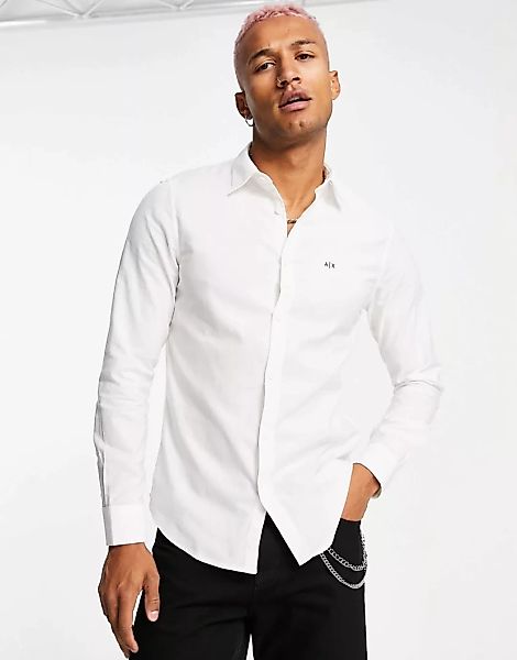 Armani Exchange – Hemd in Weiß mit kleinem „AX“-Logo günstig online kaufen