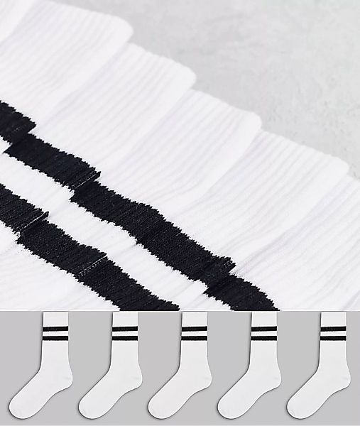 ASOS DESIGN – Sportsocken in Weiß mit schwarzen Streifen im 5er-Pack, Rabat günstig online kaufen