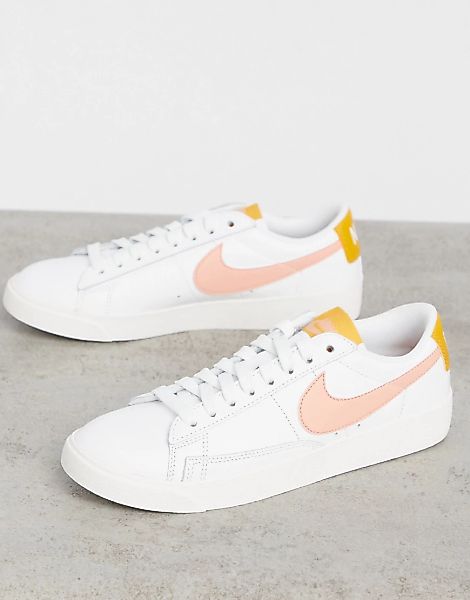 Nike – Blazer – Sneaker in Rosa-Weiß günstig online kaufen