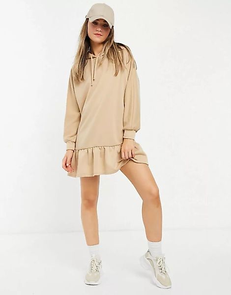 New Look – Sweatshirt-Kleid mit Kapuze und Volantssaum in Camel-Braun günstig online kaufen
